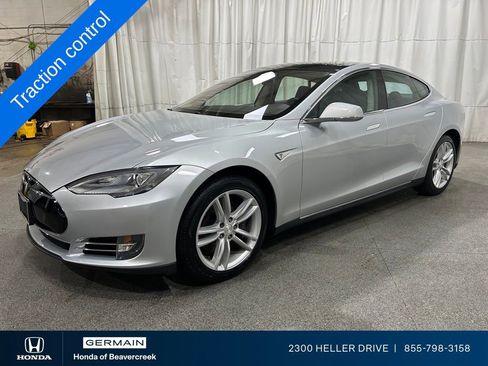 Used 2013 Tesla Model S RWD image 4