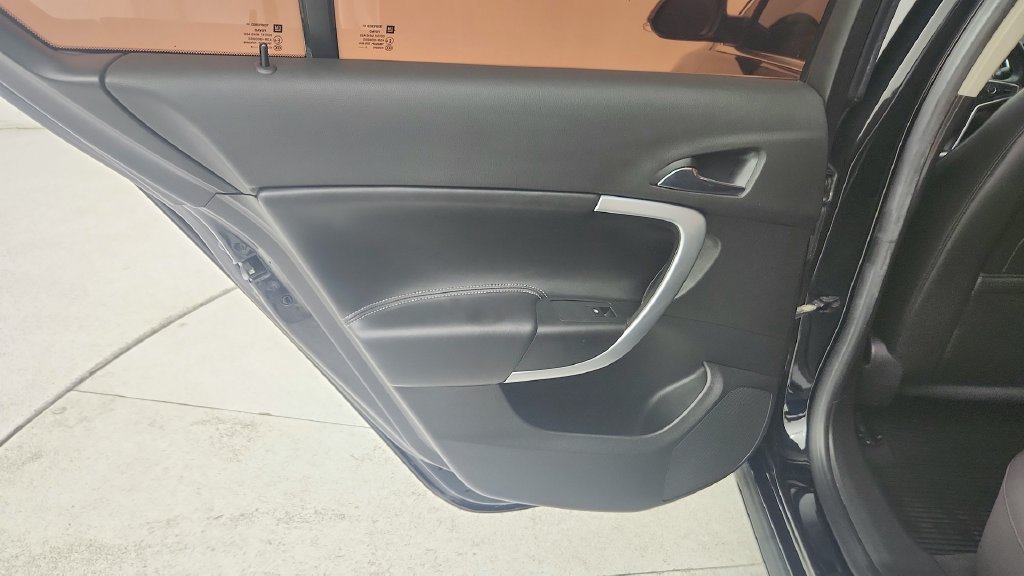 Used 2016 Buick Regal Premium FWD image 26