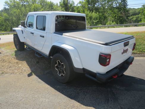 Used 2021 Jeep Gladiator Rubicon image 5