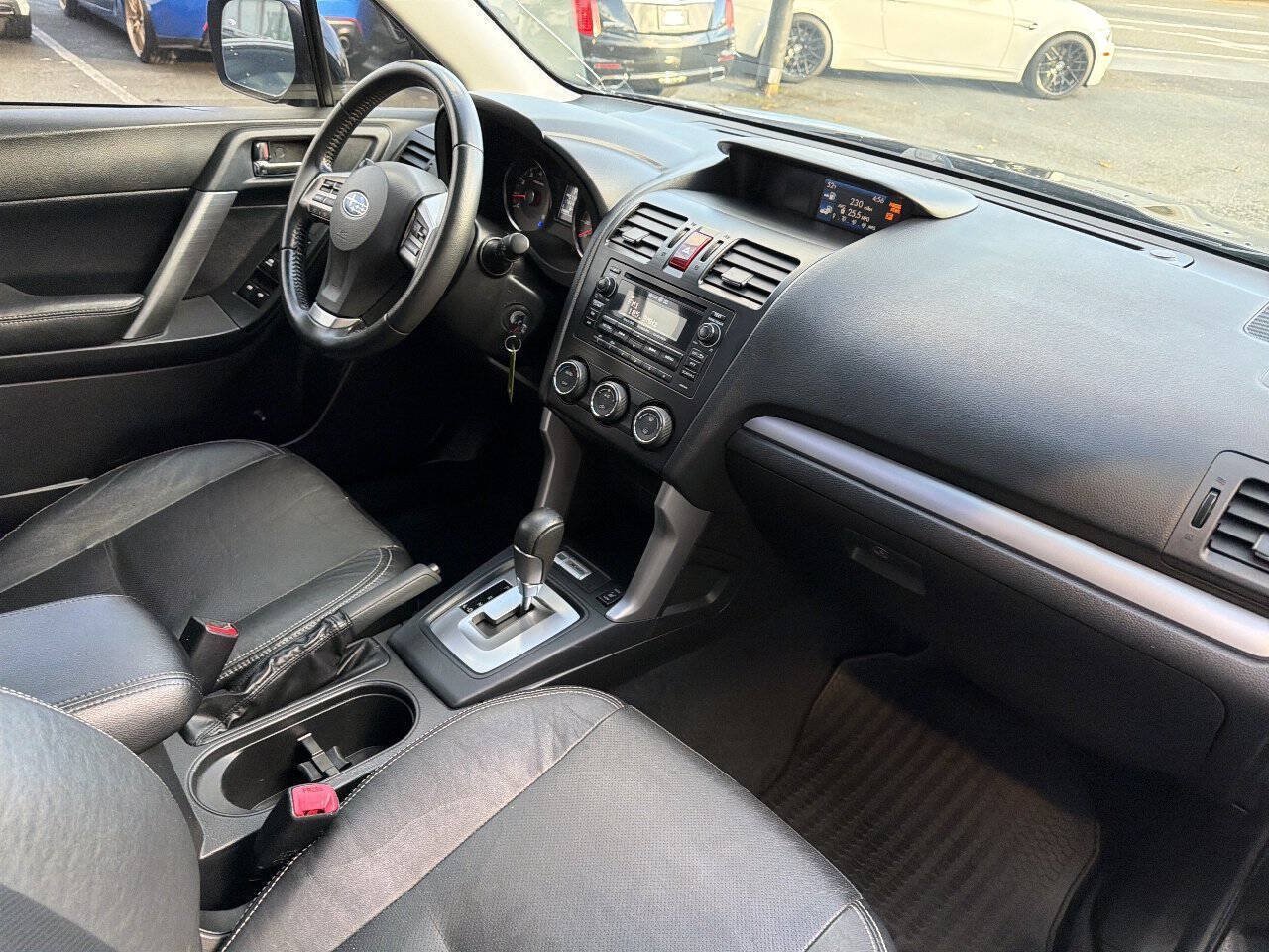 Used 2014 Subaru Forester 2.5i Limited AWD/4WD image 16