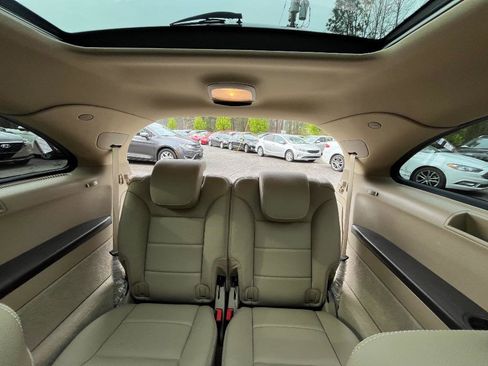 Used 2012 Mercedes-Benz R 350 R350 image 28