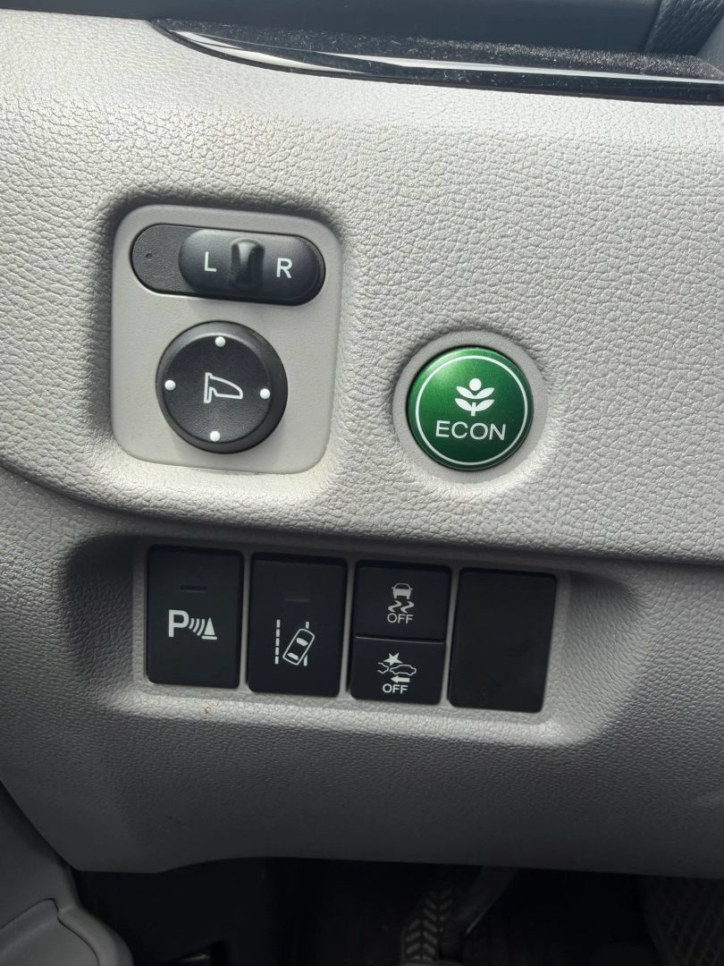 Used 2017 Honda Pilot Touring image 31