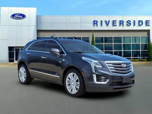 Used 2019 Cadillac XT5 Premium Luxury FWD image 1