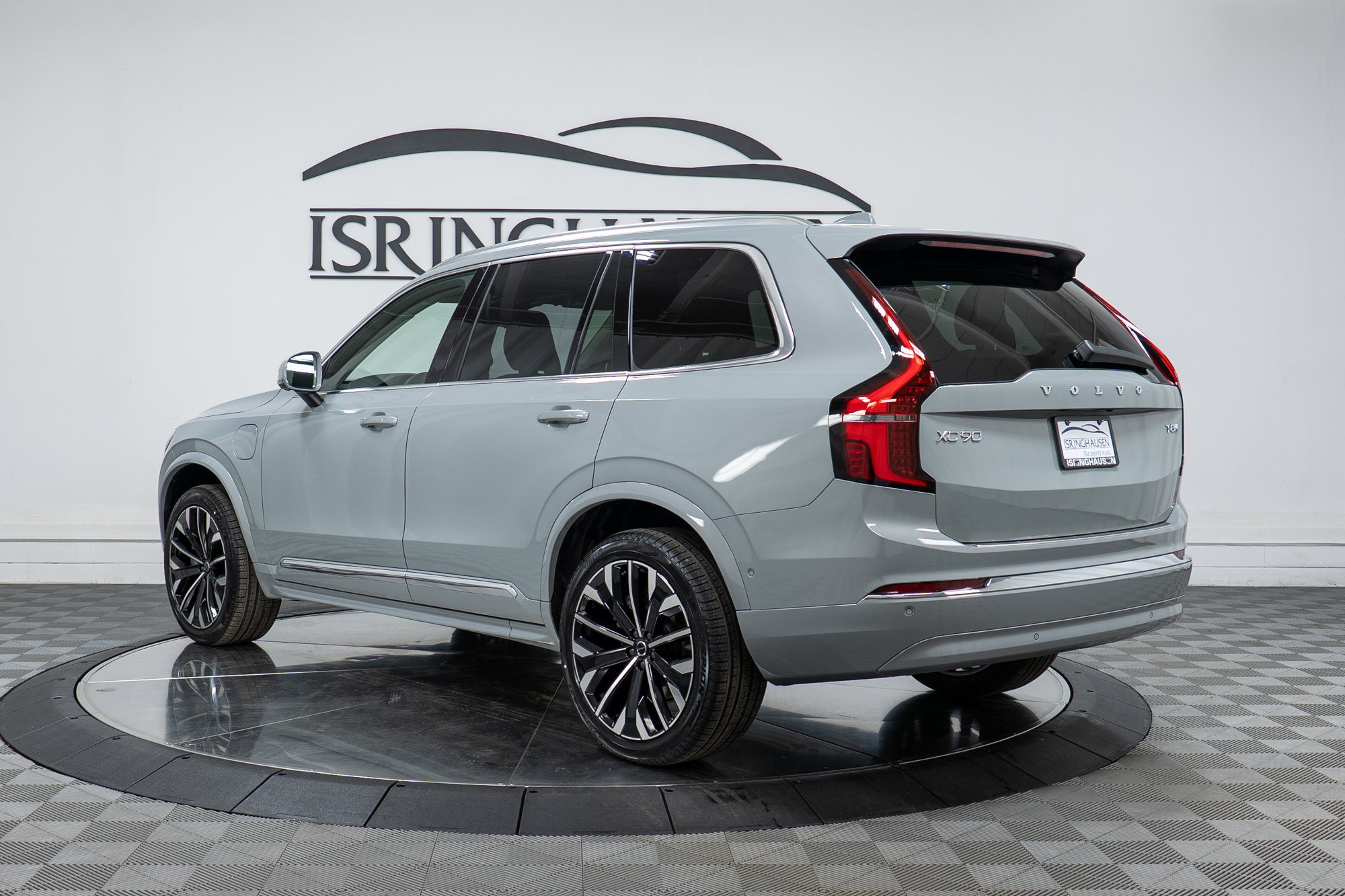 New 2026 Volvo XC90 T8 Plus w/ Protection Package Premier AWD/4WD image 7