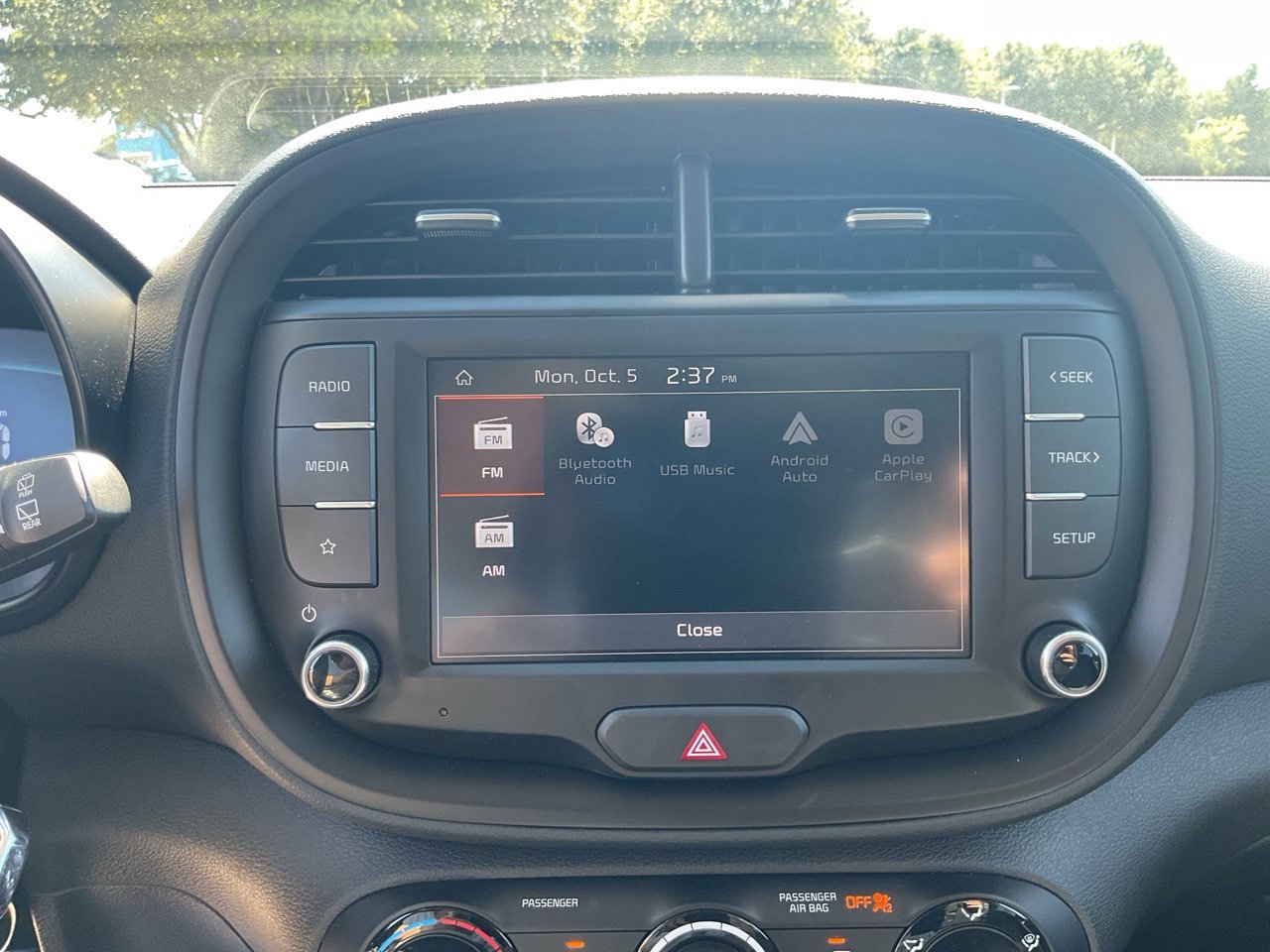 Used 2025 Kia Soul LX w/ LX Technology Package FWD image 27