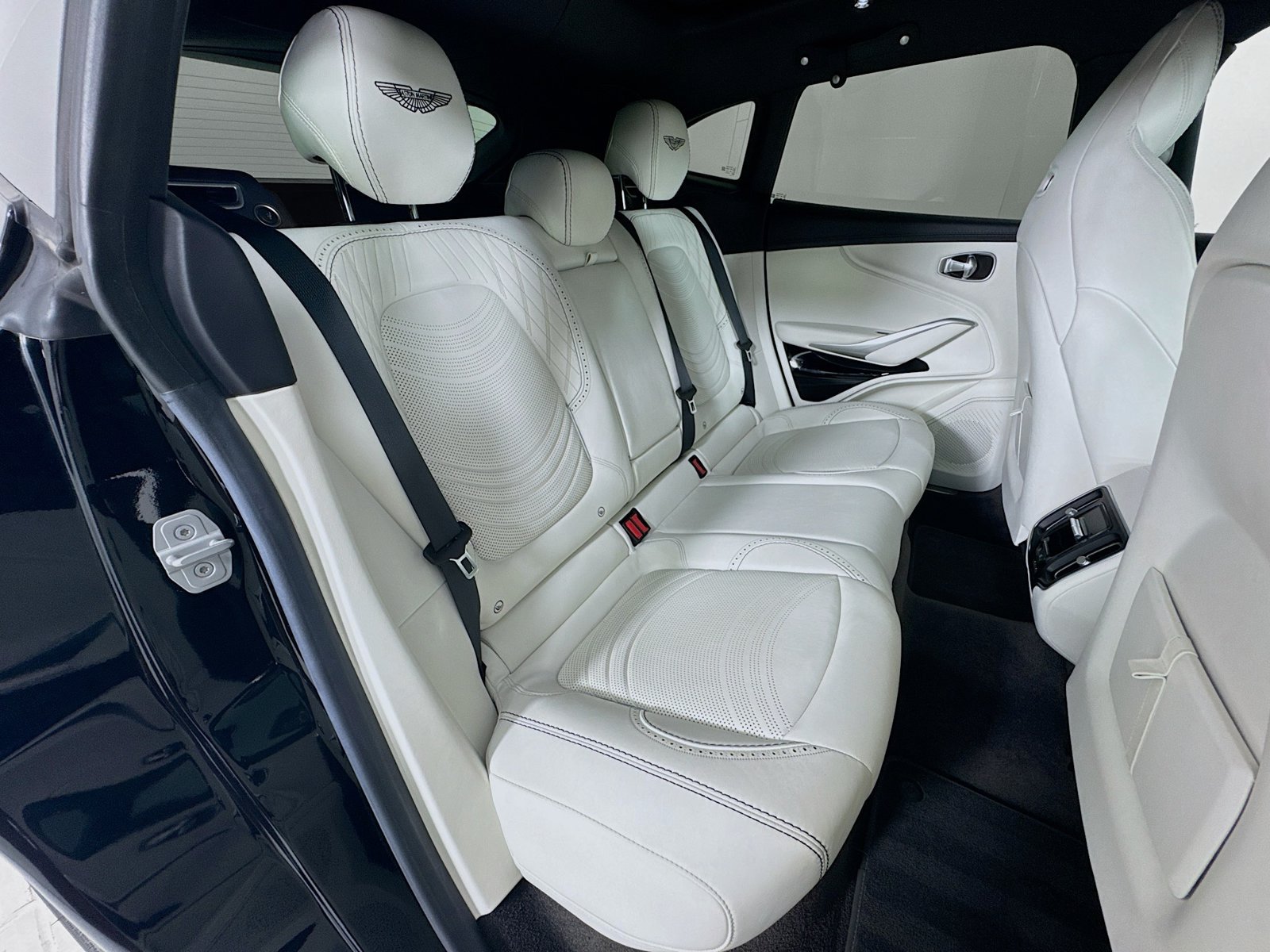 Used 2023 Aston Martin DBX 707 AWD/4WD image 26