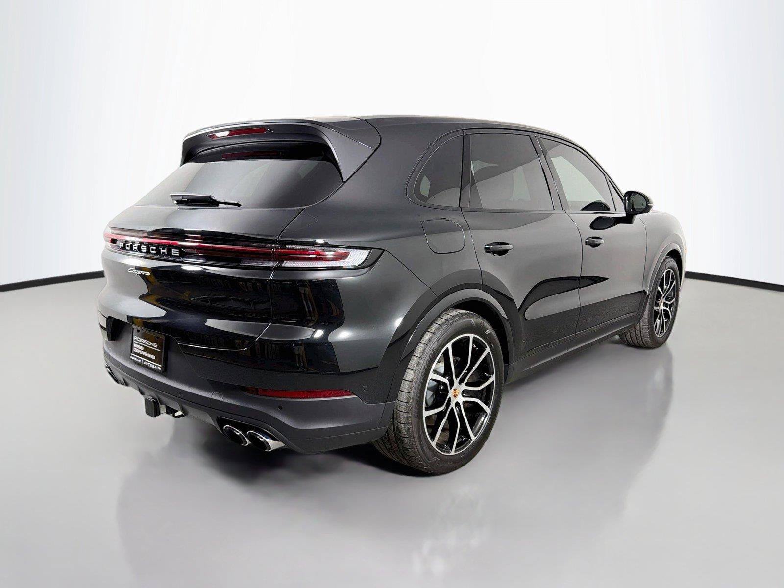 Certified 2026 Porsche Cayenne AWD/4WD image 7