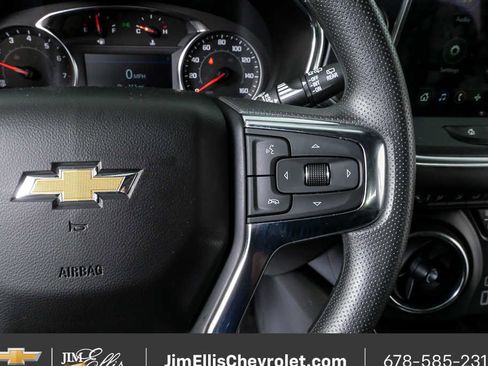 Certified 2025 Chevrolet Blazer LT FWD image 10