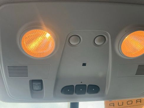 Used 2015 Buick Enclave Leather FWD image 41