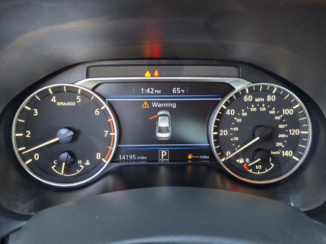 Used 2023 Nissan Altima 2.5 SV FWD image 11