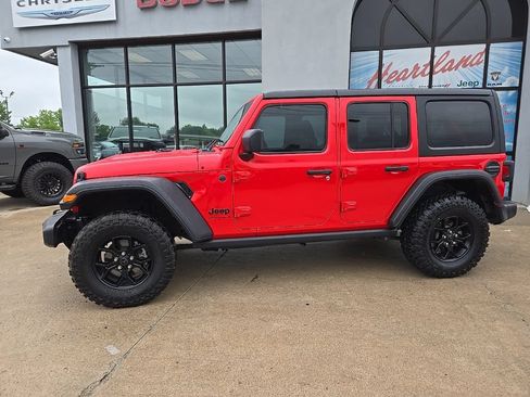 Used 2024 Jeep Wrangler Unlimited Sport AWD/4WD image 5