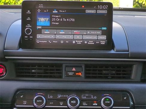 Used 2024 Honda Pilot Touring image 21