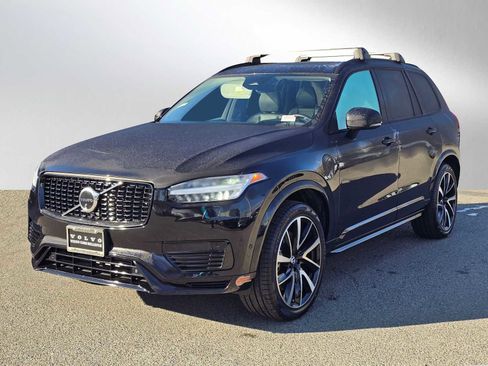 Certified 2023 Volvo XC90 T8 Ultimate image 7