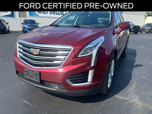 Used 2018 Cadillac XT5 Premium Luxury FWD image 2