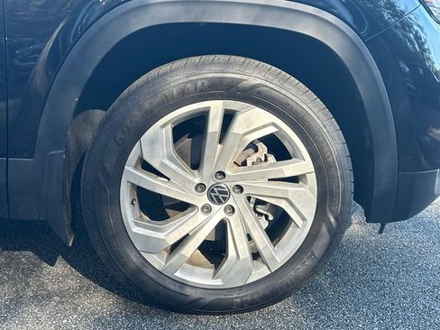 Used 2023 Volkswagen Atlas SE w/ Panoramic Sunroof Package image 30