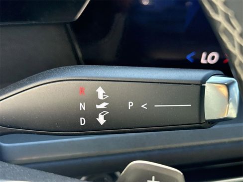 Used 2024 Chevrolet Traverse LT image 14