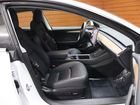 Used 2023 Tesla Model 3 Standard Range image 54