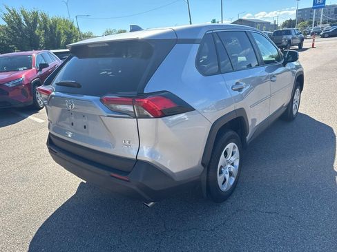 Used 2025 Toyota RAV4 LE AWD/4WD image 6