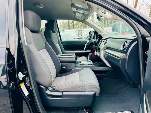 Used 2016 Toyota Tundra SR5 w/ SR5 Upgrade Package image 7