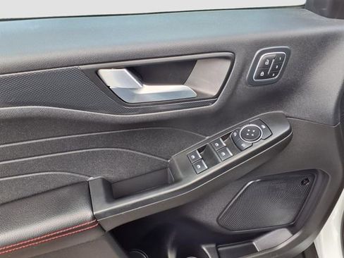 Used 2023 Ford Escape ST-Line Select image 15