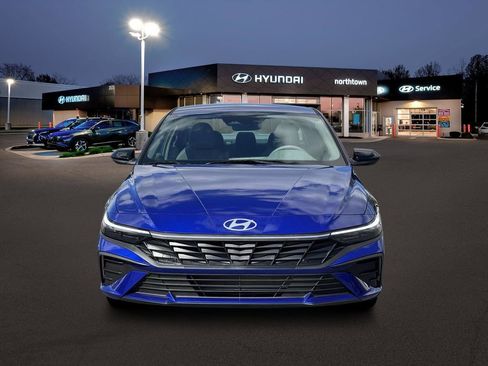 New 2026 Hyundai Elantra Sport image 12
