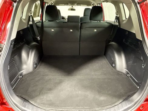Used 2016 Toyota RAV4 LE image 23