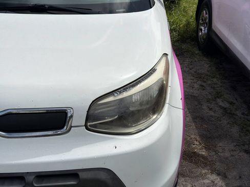 Used 2015 Kia Soul FWD image 4