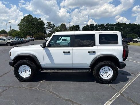 New 2026 Ford Bronco Heritage Edition AWD/4WD image 4