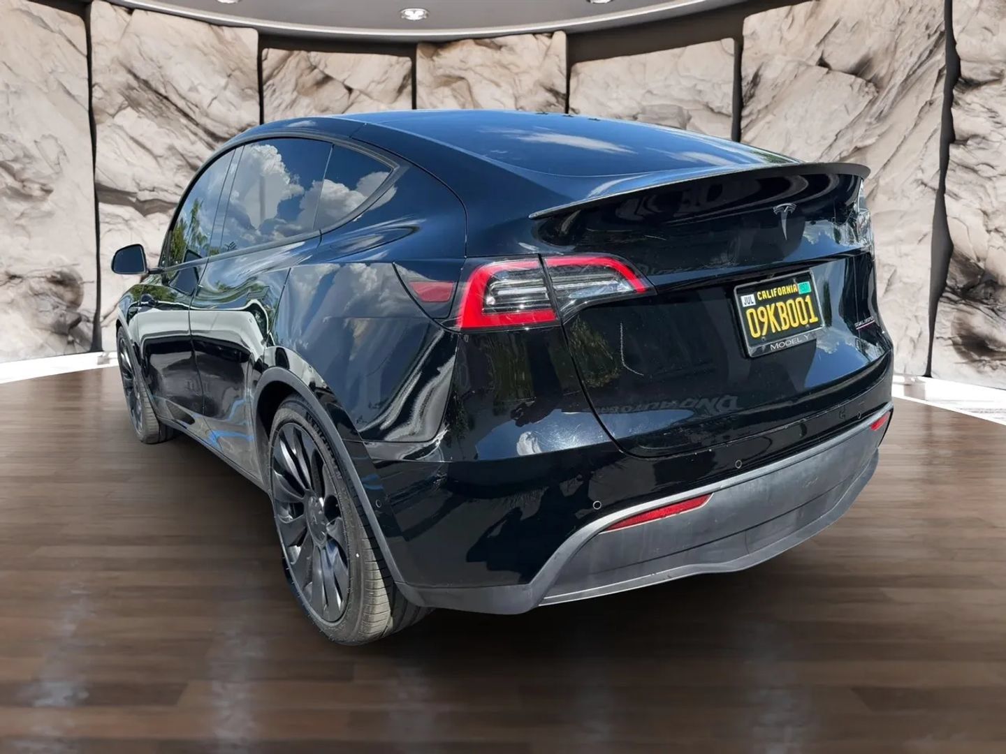 Used 2022 Tesla Model Y Performance AWD/4WD image 8