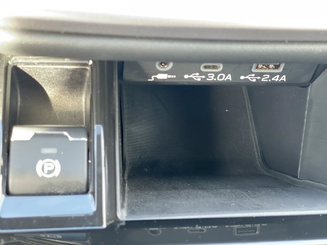 Certified 2025 Subaru Outback Premium AWD/4WD image 23