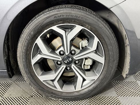 Used 2021 Kia Forte LXS image 30