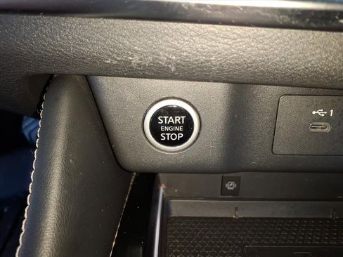 Used 2023 Nissan Rogue Platinum image 13