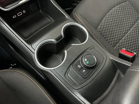 Used 2021 GMC Terrain SLE image 35