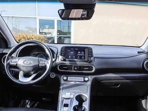 Used 2020 Hyundai Kona Limited FWD image 17