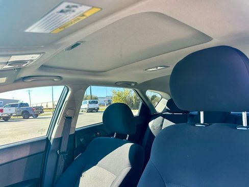 Used 2012 Kia Forte EX image 25