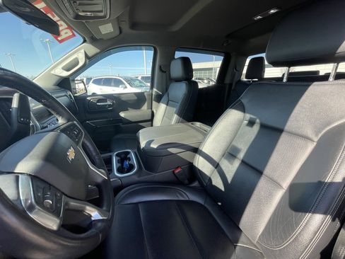 Used 2021 Chevrolet Silverado 1500 LT image 20