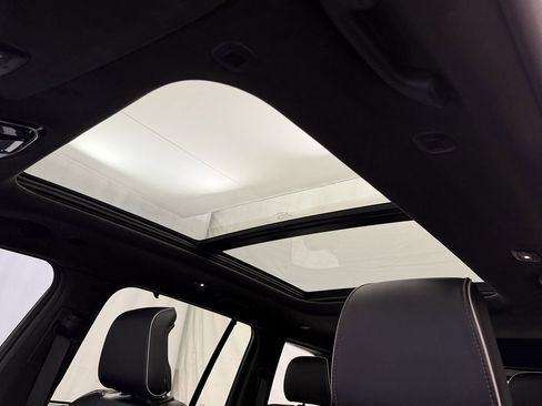 Used 2022 Jeep Grand Cherokee Summit image 11