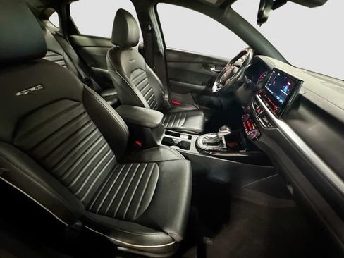 Used 2023 Kia Forte GT-Line w/ GT-Line Premium Package FWD image 29