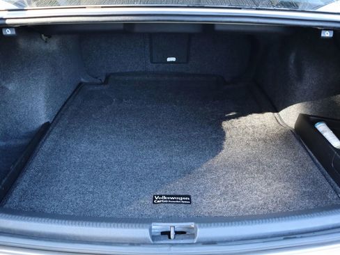 Used 2015 Volkswagen Passat TDI SEL Premium image 13