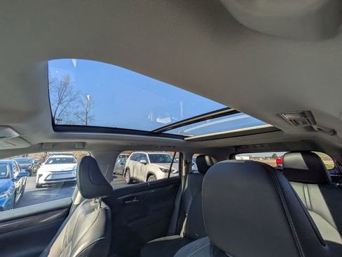 Certified 2022 Toyota Highlander Platinum image 22