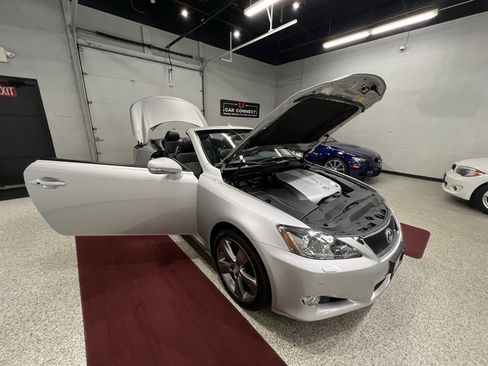 Used 2010 Lexus IS 350C image 51