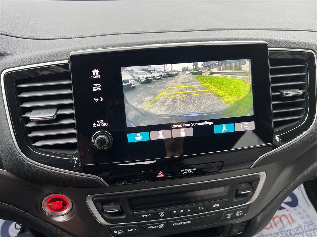 Used 2025 Honda Passport EX-L image 13