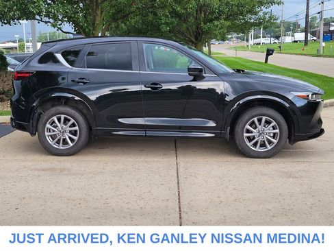 Used 2024 MAZDA CX-5 AWD 2.5 S w/ Select Package image 2