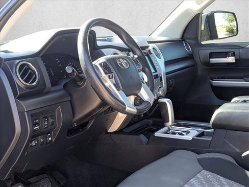 Used 2018 Toyota Tundra SR5 image 9