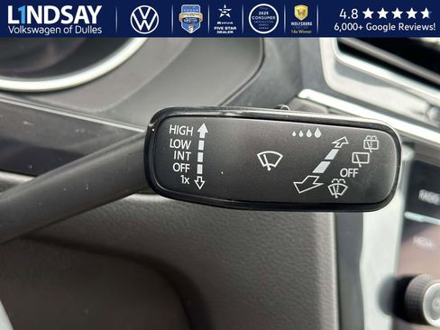 Used 2020 Volkswagen Tiguan SE R-Line w/ 3rd Row Seat Package image 24