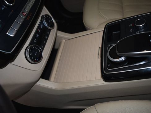 Used 2017 Mercedes-Benz GLE 350 image 47