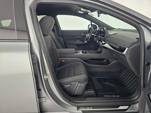 Used 2024 Honda Prologue EX image 10