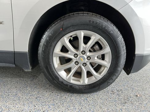 Used 2018 Chevrolet Equinox LT image 34