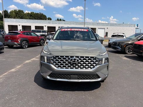 Used 2023 Hyundai Santa Fe Limited AWD/4WD image 2