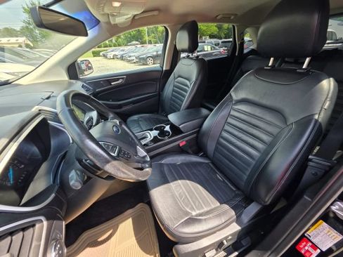 Used 2017 Ford Edge SEL w/ Equipment Group 201A FWD image 14